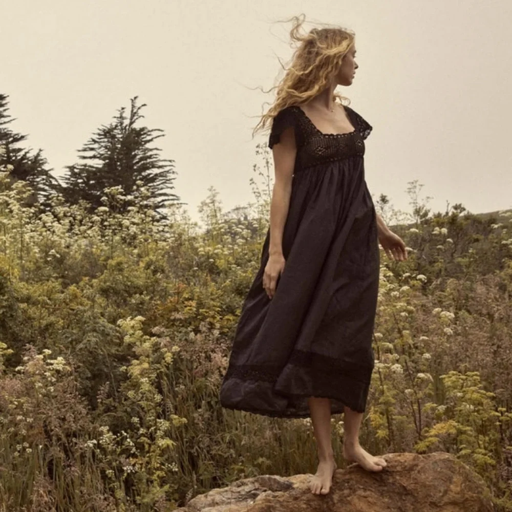 Doen Lucienne Crochet Midi Dress Black - Picture 2 of 11